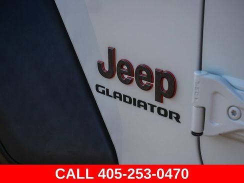 Used 2021 Jeep Gladiator Mojave AWD/4WD image 35