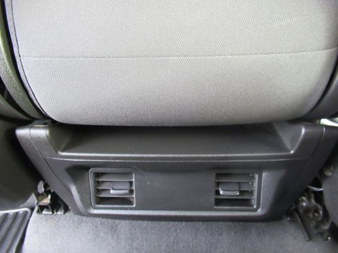 Used 2023 Chevrolet Silverado 2500 LT image 15