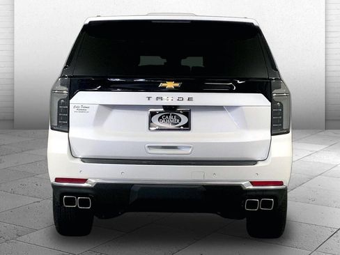 Used 2025 Chevrolet Tahoe High Country w/ Sun And Tow Package AWD/4WD image 3