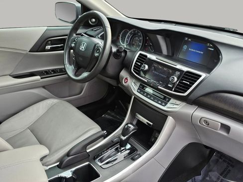 Used 2015 Honda Accord EX-L image 25