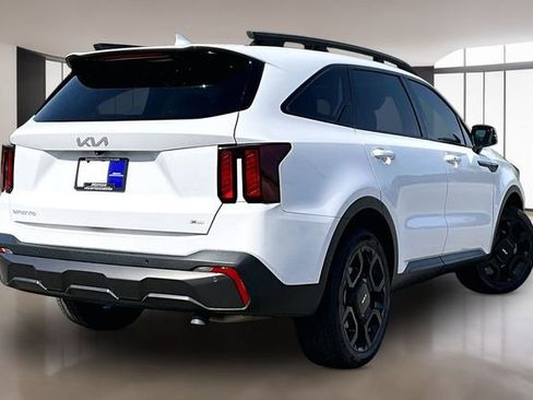 Used 2024 Kia Sorento X-Line EX image 6