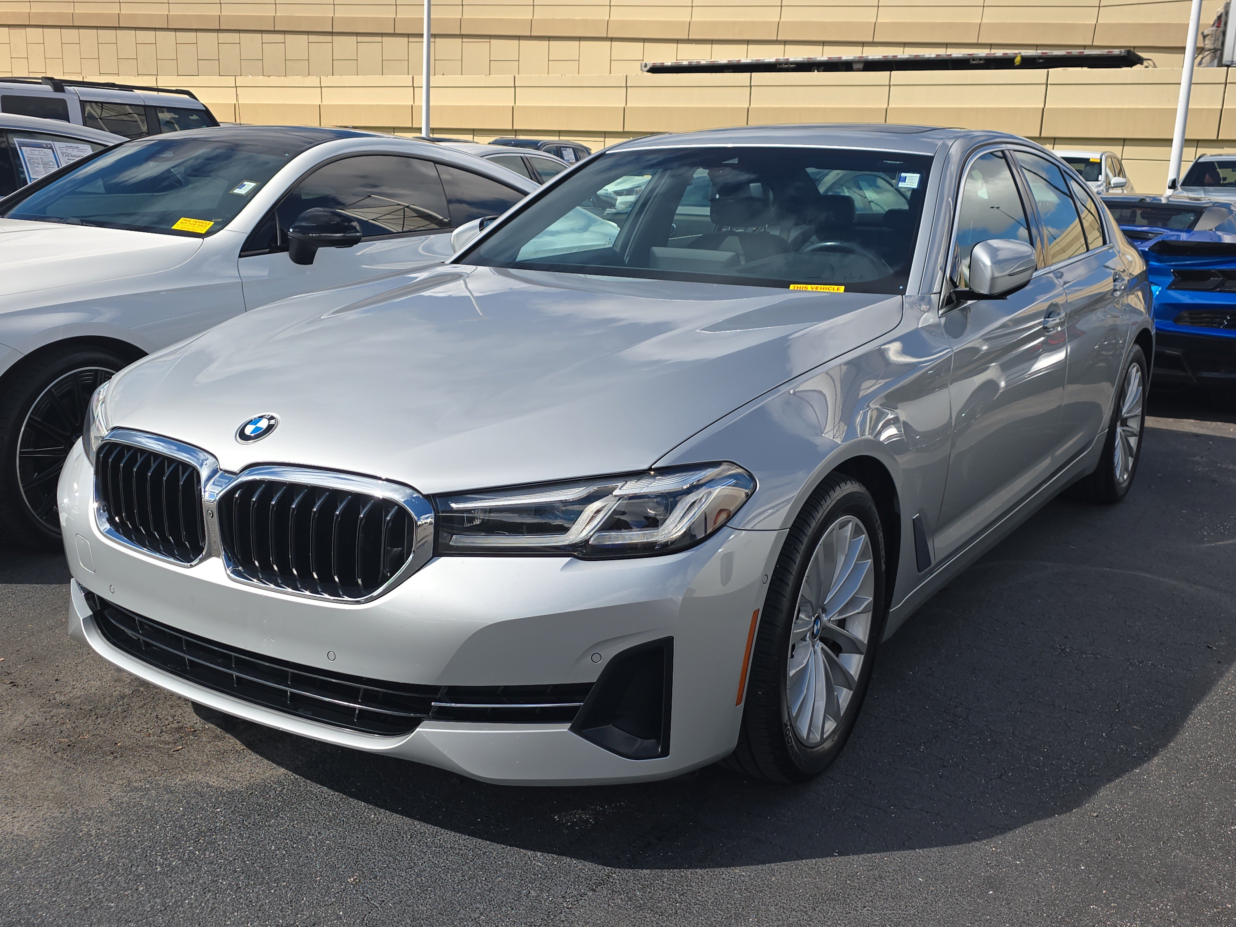 Used 2021 BMW 530i RWD image 3