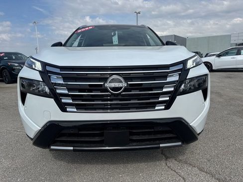 New 2026 Nissan Rogue Platinum image 10