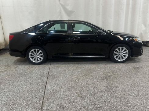 Used 2014 Toyota Camry XLE FWD image 6