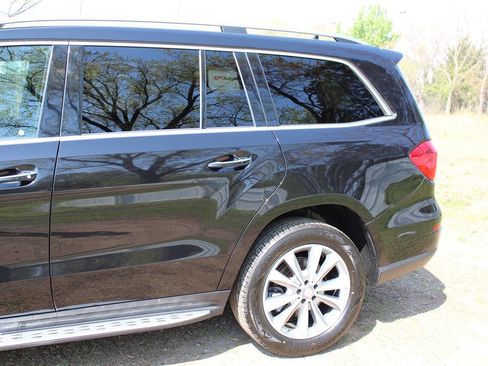 Used 2015 Mercedes-Benz GL 320 BlueTEC 4MATIC image 10