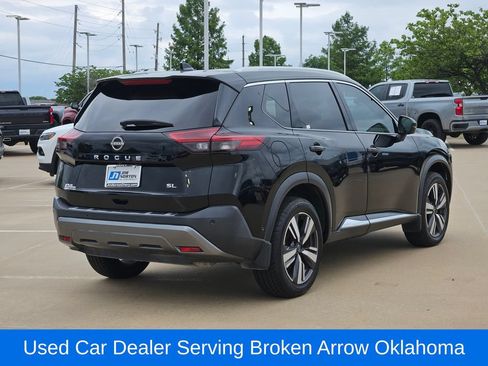 Used 2023 Nissan Rogue SL w/ SL Premium Package FWD image 9