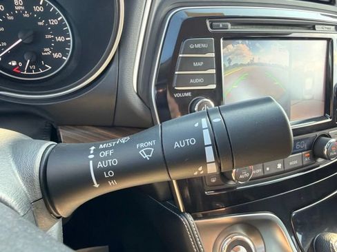 Used 2016 Nissan Maxima Platinum FWD image 48