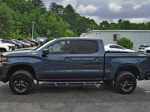 Used 2021 Chevrolet Silverado 1500 Custom Trail Boss w/ Safety Confidence Package AWD/4WD image 4