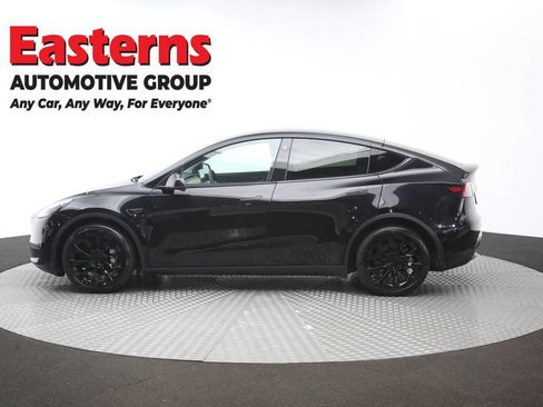 Used 2021 Tesla Model Y Long Range AWD/4WD image 54