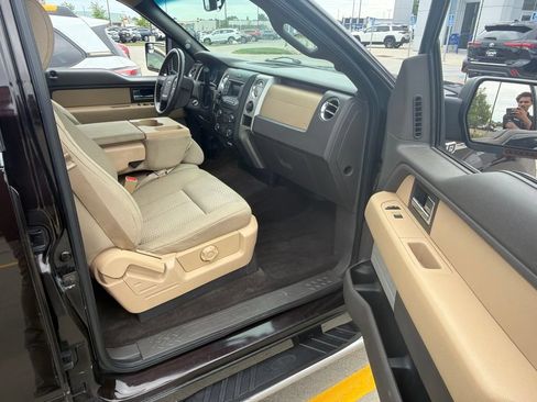 Used 2014 Ford F150 XLT w/ Equipment Group 302A Luxury AWD/4WD image 11