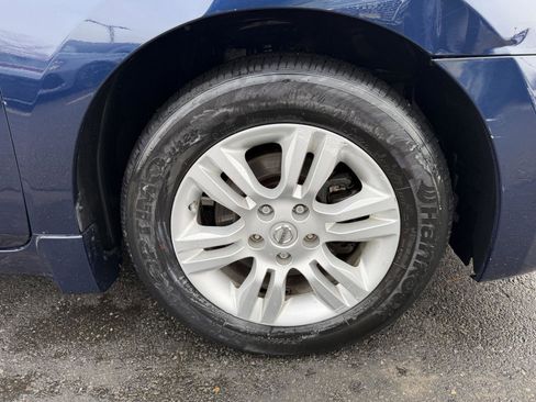 Used 2010 Nissan Altima 2.5 SL w/ SL Pkg image 9