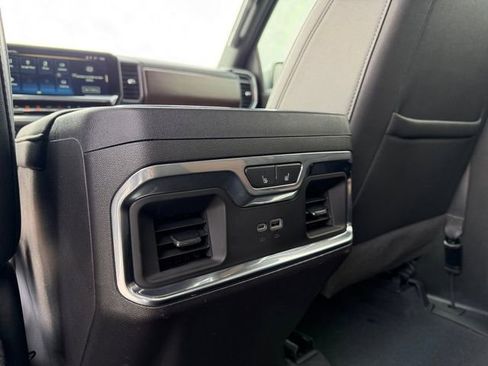 Certified 2024 Chevrolet Silverado 1500 High Country w/ Technology Package image 11