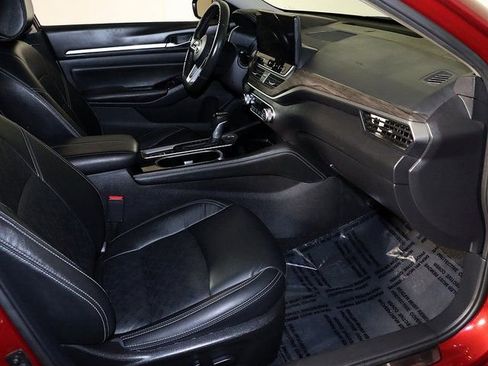 Used 2024 Nissan Altima 2.5 SL image 35