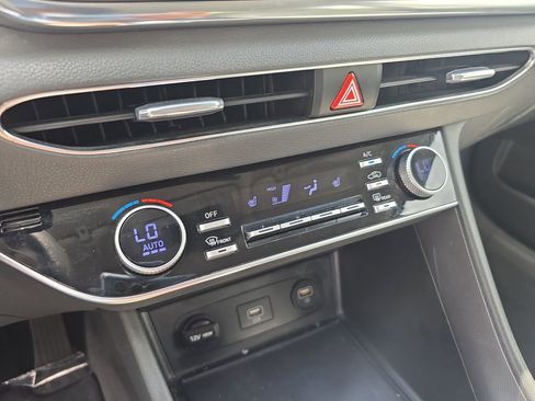 Used 2020 Hyundai Sonata SEL image 24