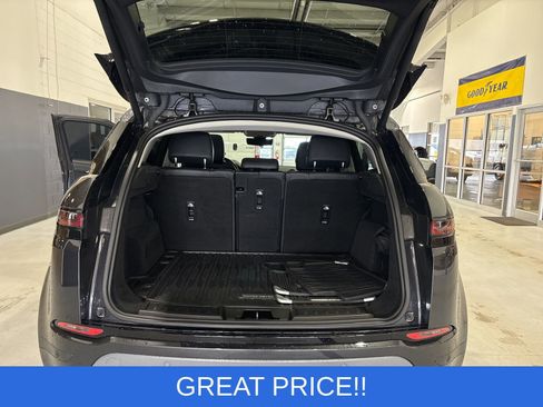 Used 2022 Land Rover Range Rover Evoque SE image 15