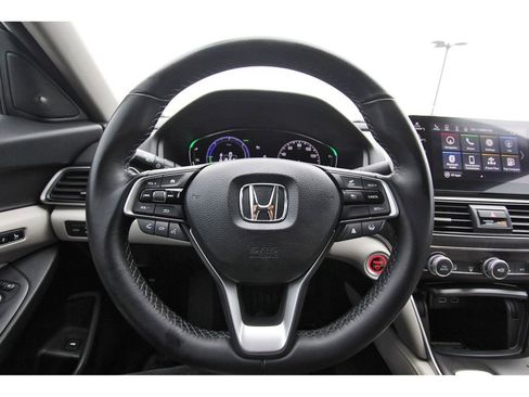 Used 2021 Honda Accord Touring image 14
