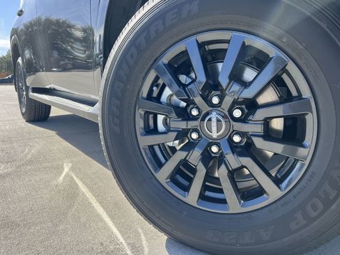 New 2026 Nissan Armada SV image 7