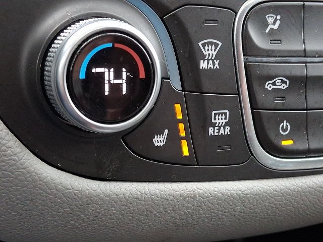 Used 2018 Chevrolet Equinox Premier FWD image 23