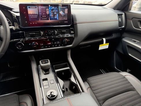 New 2026 Nissan Pathfinder Rock Creek image 34