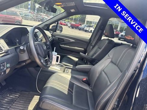 Used 2023 Honda Passport TrailSport image 12