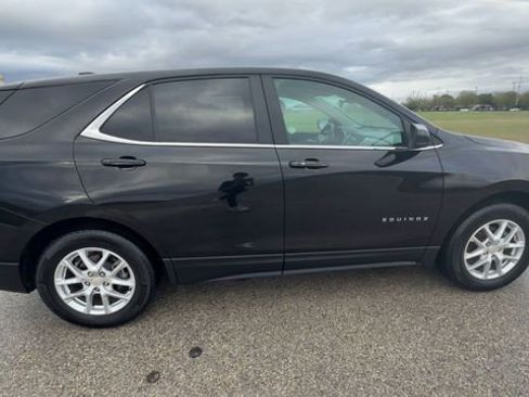 Certified 2024 Chevrolet Equinox LT image 9
