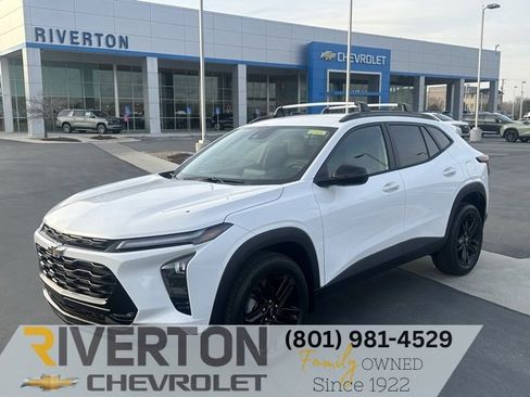 New 2026 Chevrolet Trax ACTIV w/ Driver Confidence Package image 1