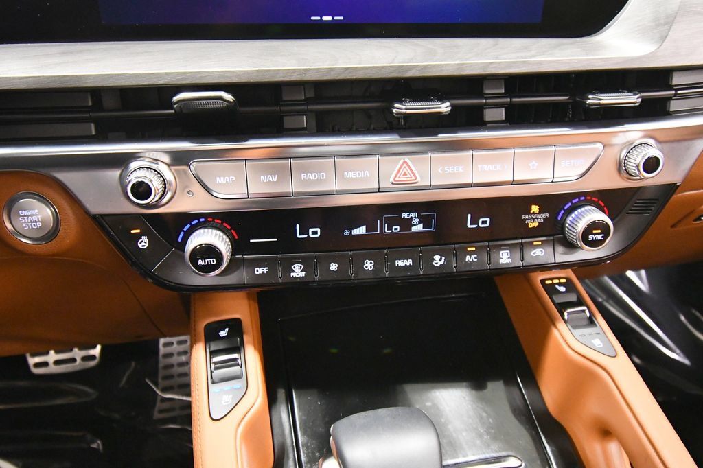 Certified 2025 Kia Telluride SX Prestige X-Line AWD/4WD image 29