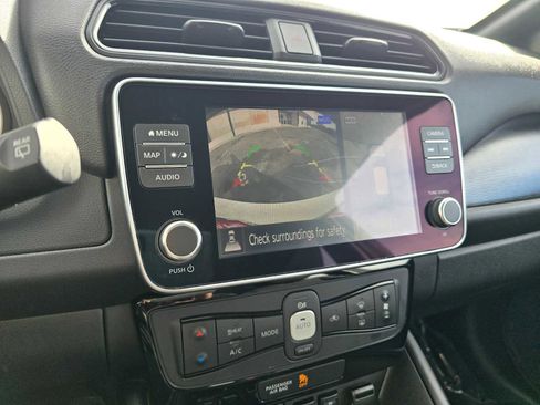Used 2023 Nissan Leaf SV Plus image 27