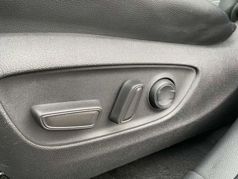 Used 2022 Toyota Highlander XSE image 19