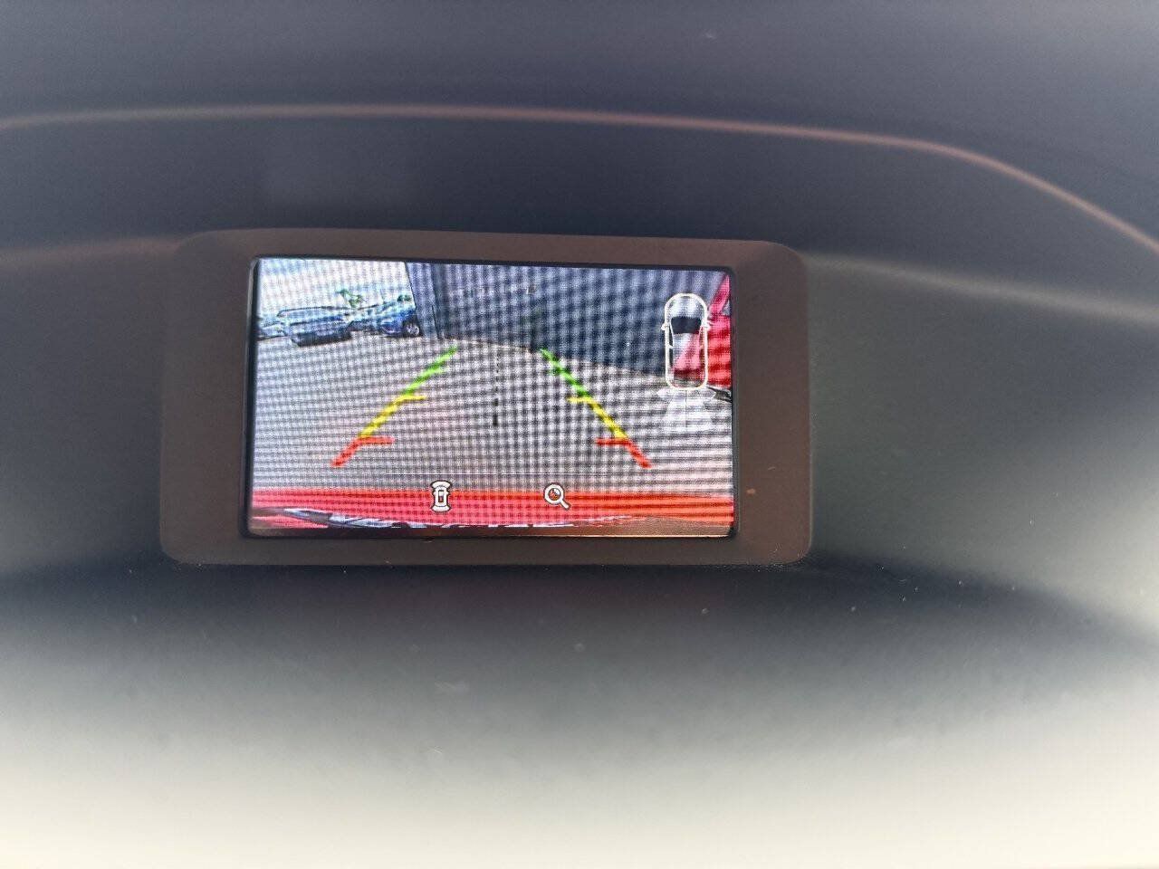 Used 2016 Ford Focus SE w/ Equipment Group 201A FWD image 13
