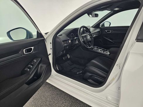 Used 2023 Honda Civic Sport image 19