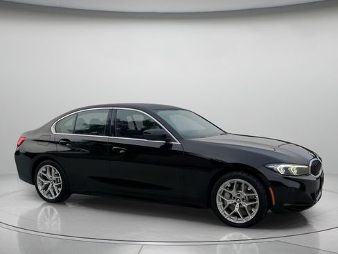 Used 2025 BMW 330i Sedan RWD image 35