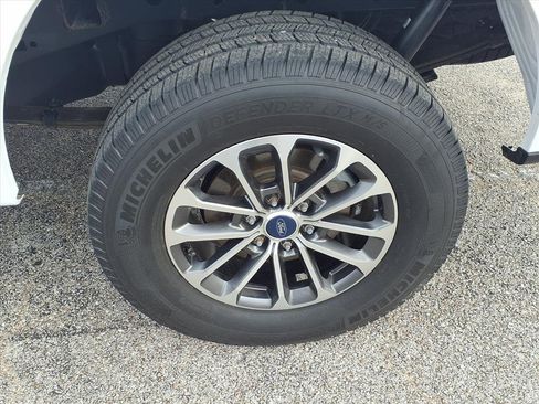 Used 2019 Ford F150 XLT image 25