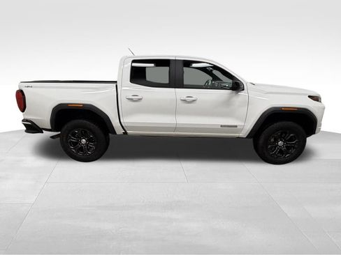 Certified 2024 GMC Canyon Elevation image 9