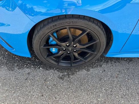 Used 2016 Ford Focus RS AWD/4WD image 6