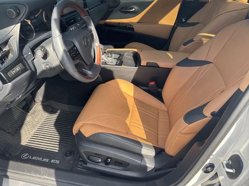 Used 2025 Lexus ES 350 Ultra Luxury image 43