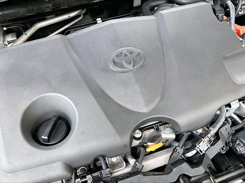 Used 2025 Toyota Camry LE FWD image 31