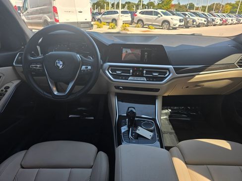 Used 2021 BMW 330i Sedan w/ Convenience Package RWD image 10