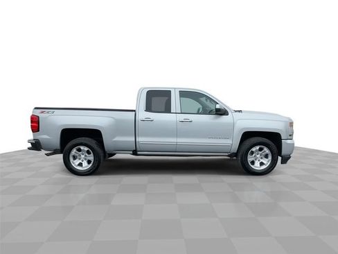 Used 2019 Chevrolet Silverado 1500 LT w/ All Star Edition image 9