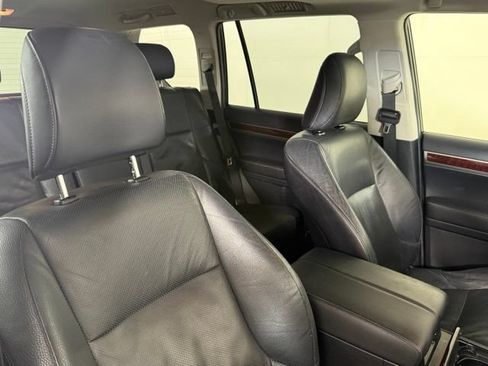 Used 2016 Lexus GX 460 w/ Premium Package AWD/4WD image 30