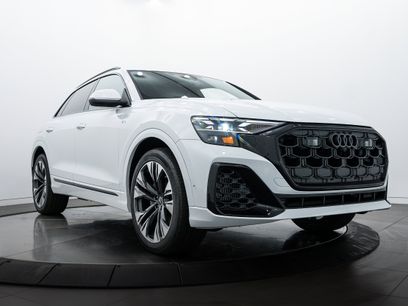 New 2025 Audi Q8 Prestige