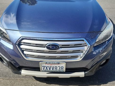 Used 2017 Subaru Outback 3.6R Limited image 1