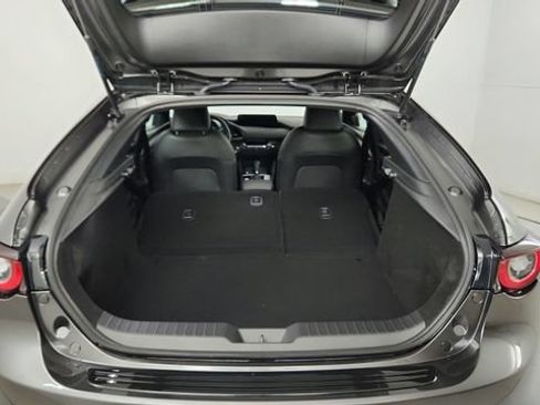 New 2025 MAZDA MAZDA3 Hatchback w/Premium Plus Pkg AWD/4WD image 38