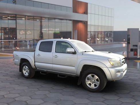 Used 2008 Toyota Tacoma PreRunner image 7