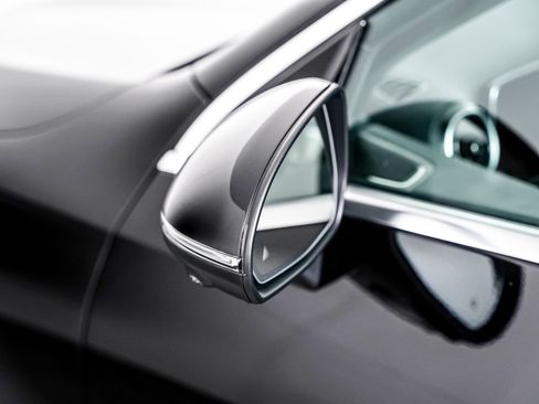 Certified 2026 Mercedes-Benz GLC 300 image 24