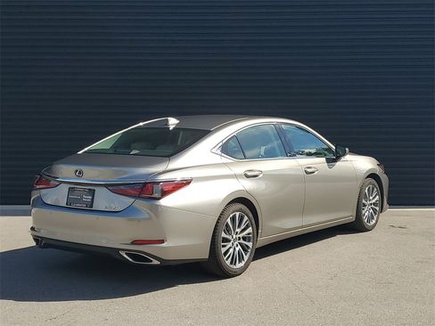 Used 2019 Lexus ES 350 image 7
