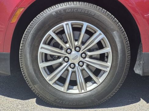 Used 2019 Cadillac XT5 Luxury FWD image 7