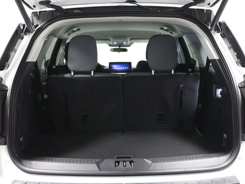 New 2026 Ford Explorer Active image 15