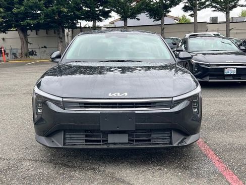 Certified 2025 Kia K4 FWD image 4