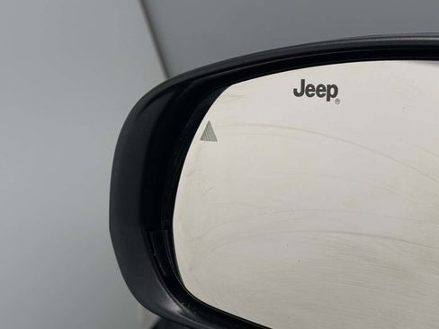 New 2026 Jeep Compass Limited image 25